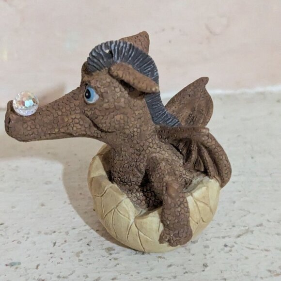 Baby Dragon Figurine 1994 Handmade Made In England Crystal Nose Brown   2.5" - Picture 3 of 7